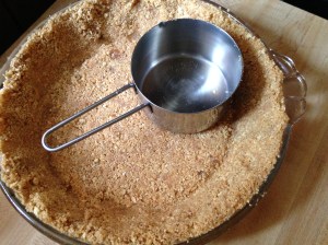 edging pie crust/littlejudeonfood.com